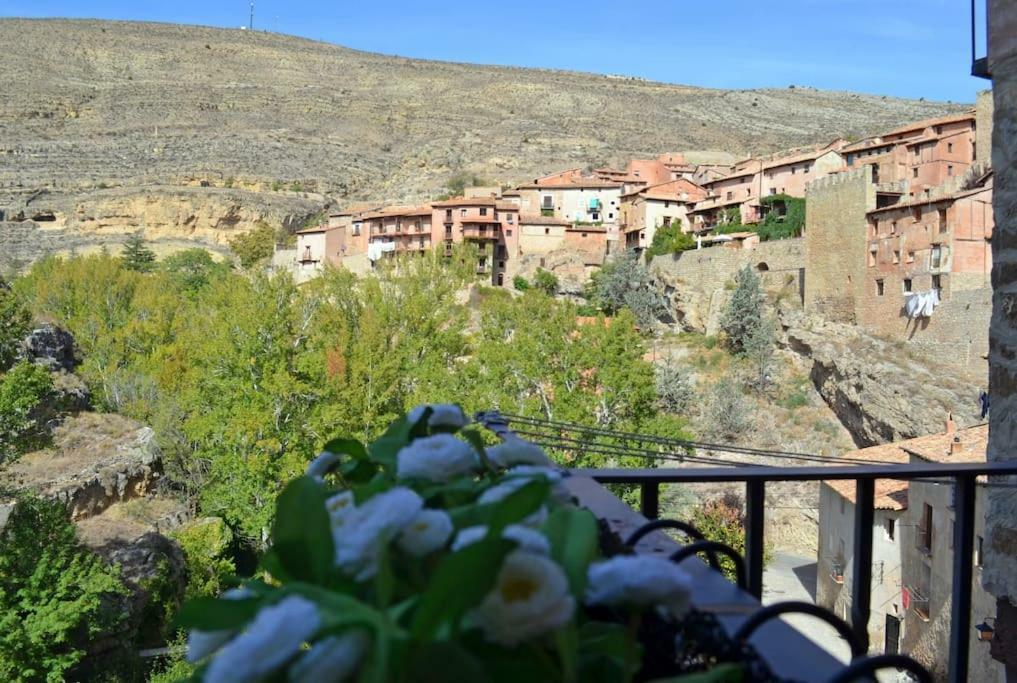 Albarracín Apartamento Portal Del Agua מראה חיצוני תמונה